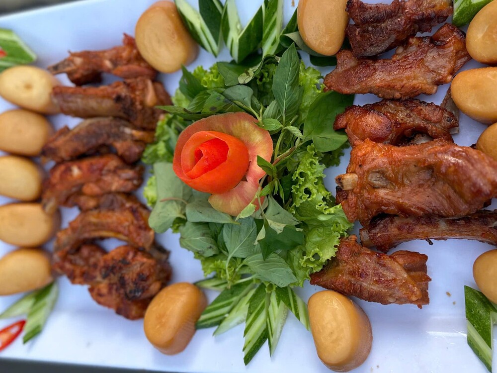 Sườn kinh đô - Khu du lịch Phú Điền