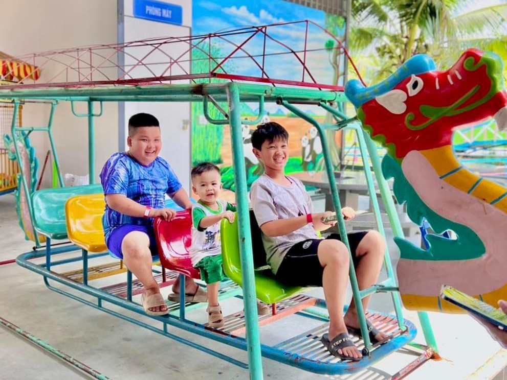 Khu vui chơi trẻ em Phú Điền