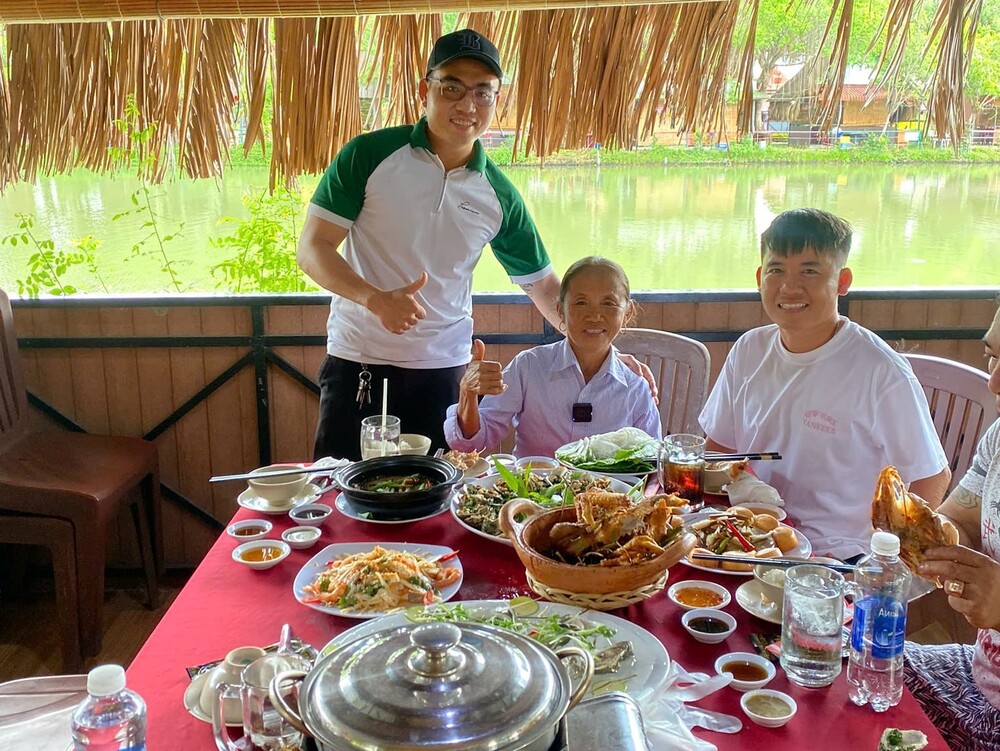 Đặc Sản Miền Tây Trên Mẹt - Khu du lịch Phú Điền