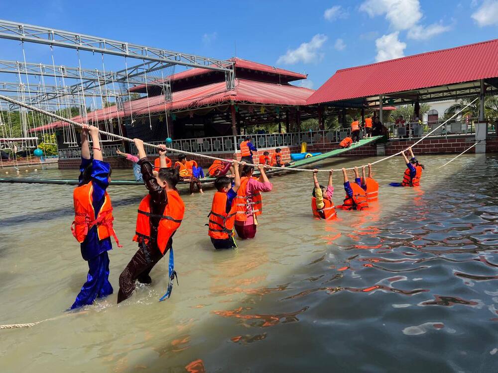 Nâng cao tình đoàn kết 